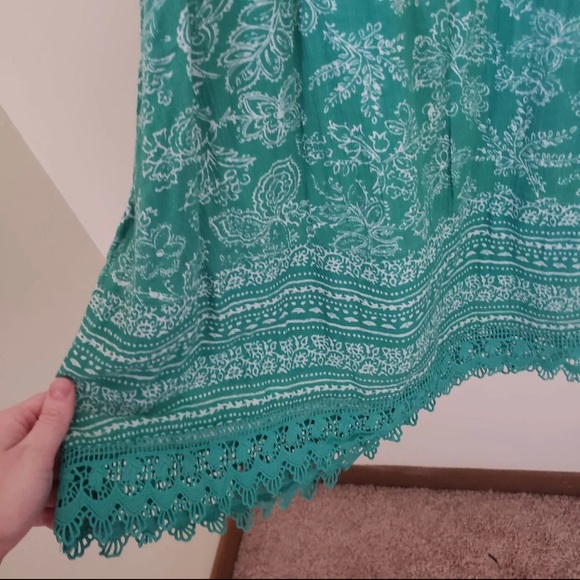 Old Navy Patterned High Neck Shift Dress - Picture 2 of 5